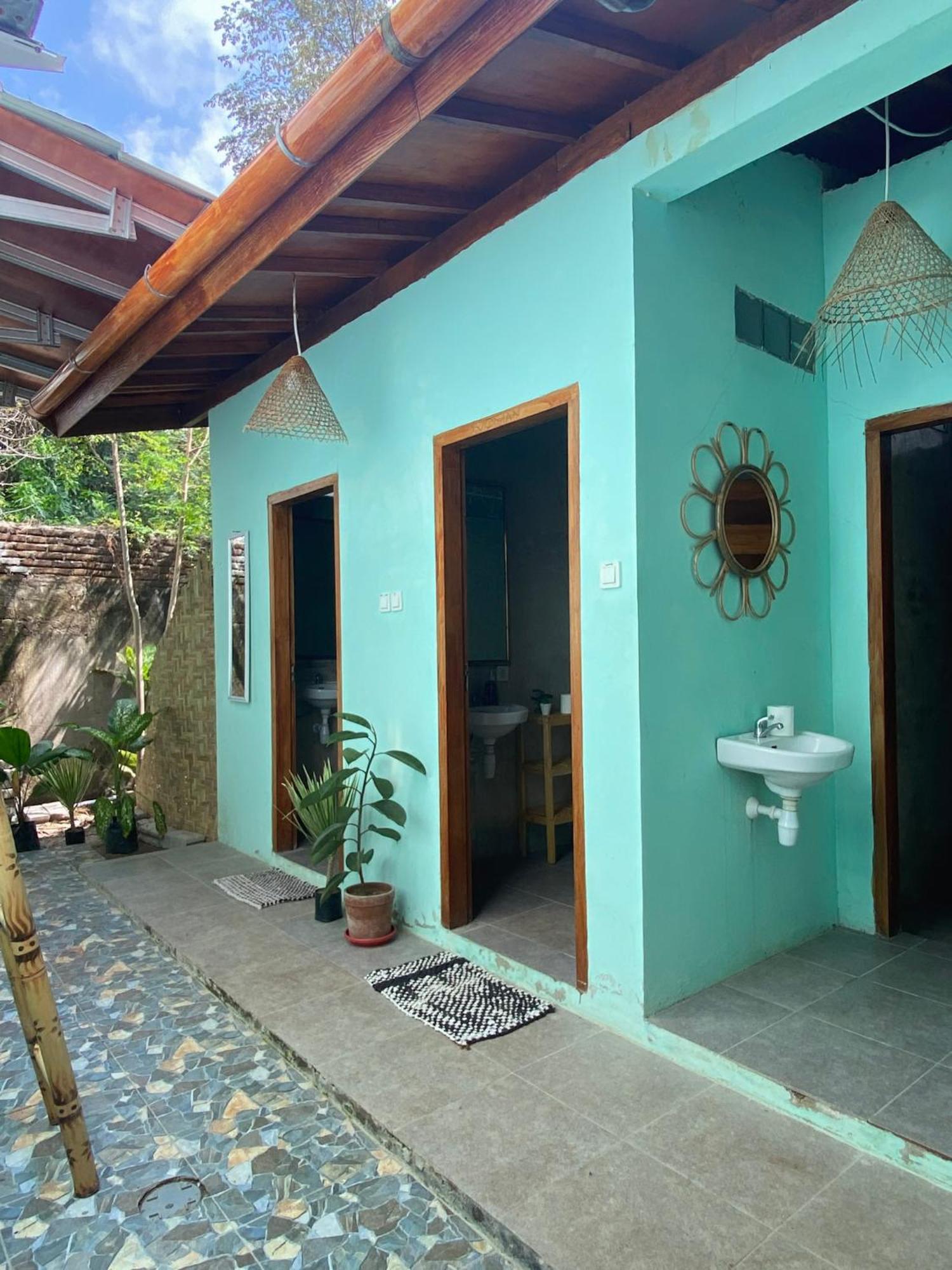 Secret Spot Surf And Stay Kuta  Exteriör bild